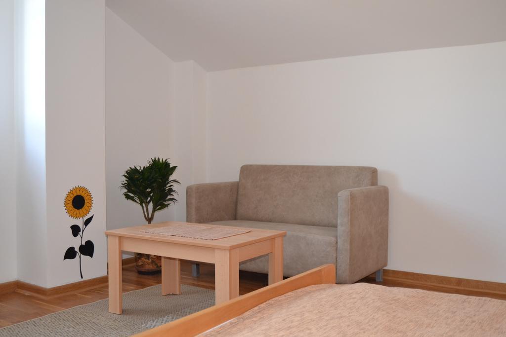 Villa K Apartments Belgrado Camera foto